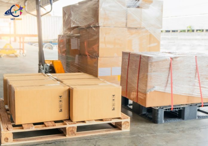 van-chuyen-hang-di-duc