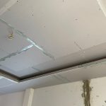 thi-cong-keo-tram-vet-nut-cho-tuong-nha